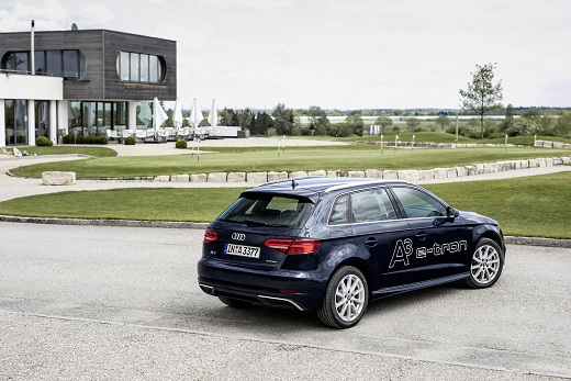 אודי A3 - צד אחור